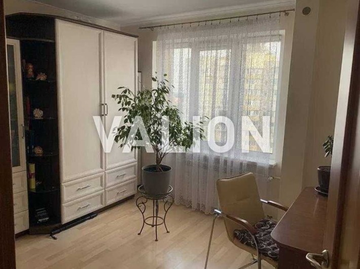 Продаж 3х квартири Деснянський рн вул Бальзака 4а рік 2008 з ремонтом - фото 1