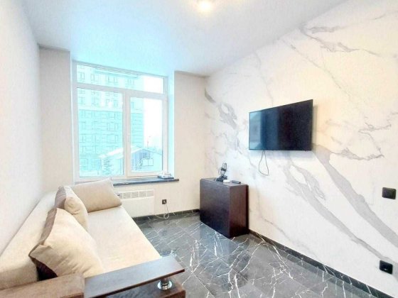 ЖК Метро Парк, Кам'янська 125б, низький поверх, є-відновлення! Киев