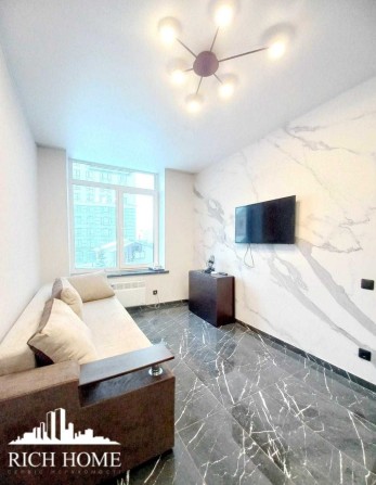 ЖК Метро Парк, Кам'янська 125б, низький поверх, є-відновлення! - фото 1