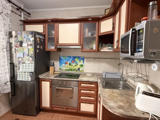 Затишна 2к квартира з ремонтом! Радунська 3а, Троещина Район Киев