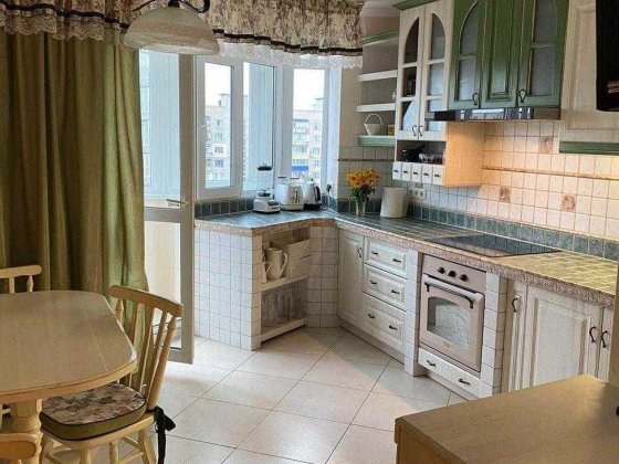 Продажа 1 кімнатной квартири., вул. Кубанської України 33а. ГЕНЕРАТОР. Киев