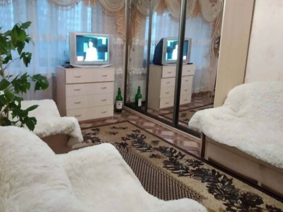 Продається 3-кімнатна квартира, вул. Сержа Лифаря, Троєщина. Киев