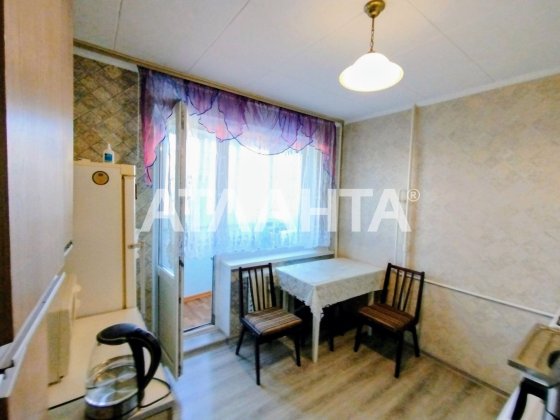 1 кімн. квартира; 34,2м2; Акад.Глушкова 26. М."Теремки".