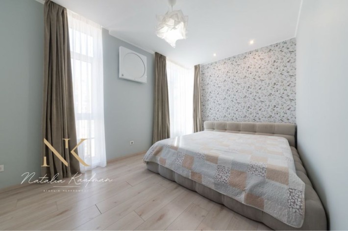 Продаж 3 к кв  83 м2 . Комфорт Таун - фото 1