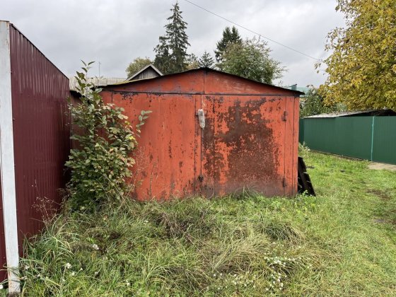 Гараж з приватизованою земельною ділянкою Буча