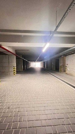 Продаж паркомісце ЖК Козацьке БК Вертикаль 5-7  Будинок - фото 1