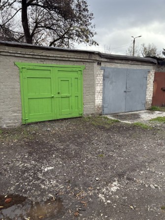 Продам гараж цегляний біля лікарні Югок - фото 1