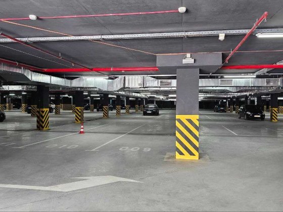 Паркомісце в ЖК Family Plaza в підземному паркінгу. Івано-Франківськ
