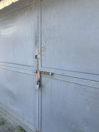 Гараж в чудовому стані - фото 1