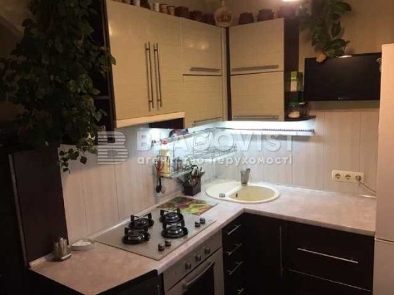 Шумського 10, 3-кімн.квартира, якісний ремонт Київ