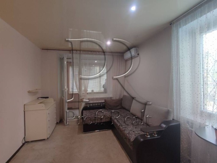 Продаж 1 кімнатна квартира пр.Соборності 18/Соцмісто/Дарницька площа - фото 1