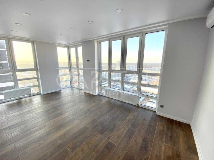 Продаж квартири, ЖК Бережанський, Оболонський р-н - фото 1