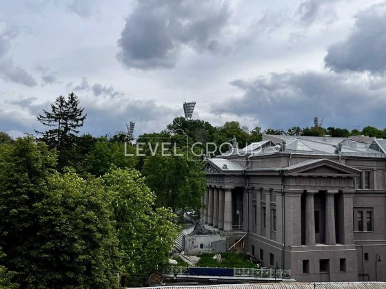 Продаж Центр 2к пров. Музейний 8, Майдан Незалежності 88м²  БЕЗ % Київ