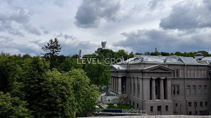 Продаж Центр 2к пров. Музейний 8, Майдан Незалежності 88м²  БЕЗ % - фото 1