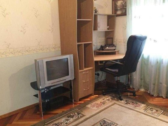 АК 1 Кімнатну Квартиру Русановка Ентузіастів 5/1 Київ