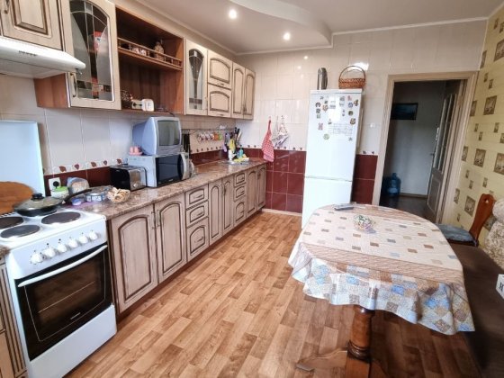 Без %.Хороша вартість: 130000 т.уе.Продаж 3к.квартири  Максимовича 9, Киев