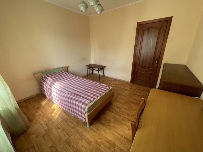 Державна програма, продаж, 3 кімнати, вул.Ахматової Анни 4, Дарницький - фото 1