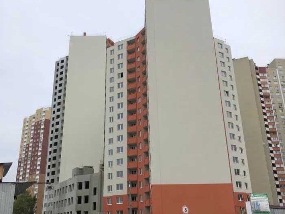 Трикімнатна на Троєщині! Київ