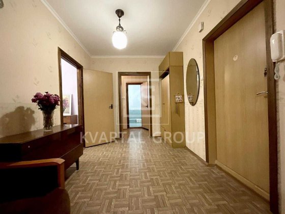 Простора 2к квартира.Терміново! Киев