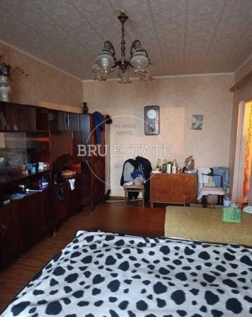 Продам 2к кв біля озера на вул Червоної калини 3 ( Маяковського) - фото 1