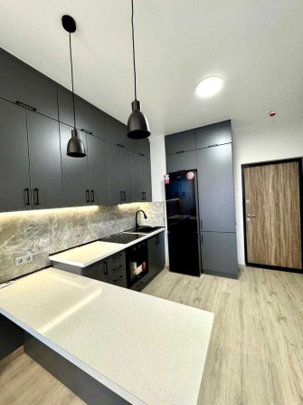 1к квартира з ремонтом 42м2 в ЖК Seven - фото 1