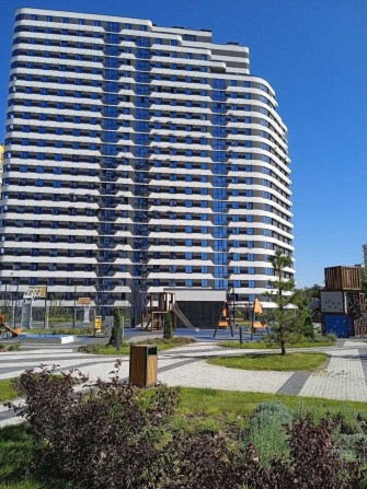 Низька ціна! ЖК Паркові Озера 2х-кімнатна 71м2 вул Воскресенська 2А - фото 1