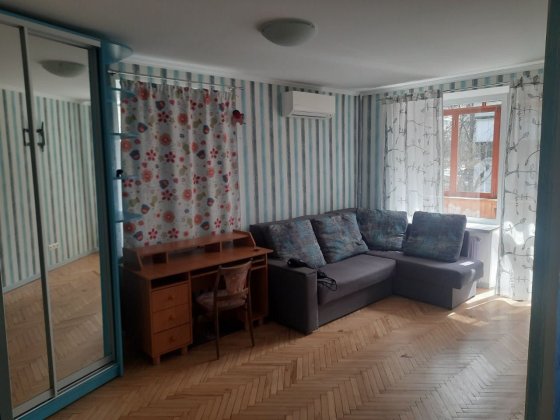 Міхновського Миколи бул, 8, 1-кімнатна, 32кв.м, 3й поверх