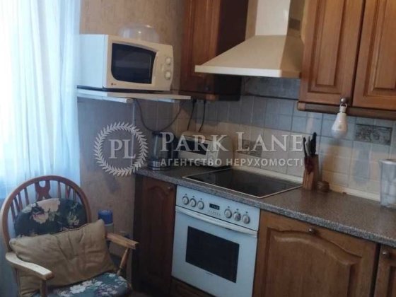 Бажана Миколи просп., 34, Продається 3-кім 5-й поверх, площа Київ