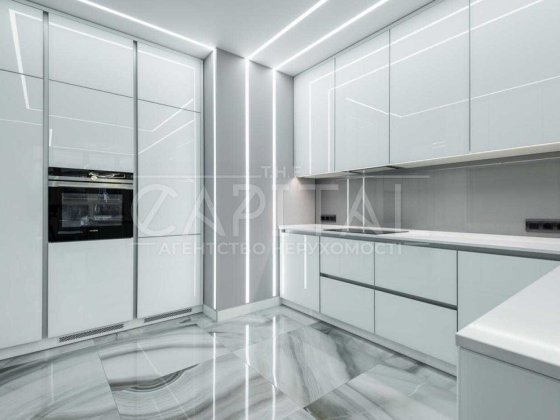 Продажа 3к/92м2/Новопечерские Липки/Драгомирова/Зверинец/Печерск/Торг Київ