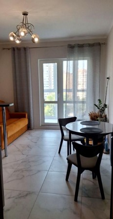 Видова 1-кімнатна квартира 50 м² я якісним ремонтом ЖК Ревуцький - фото 1