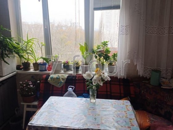 2 кімнатна квартира Почайна Троєщина пр-т Червоної Калини Киев