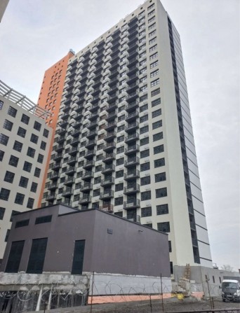 Продам 1к квартиру, ЖК Твін хаус ( Twin house ), Крайня - фото 1