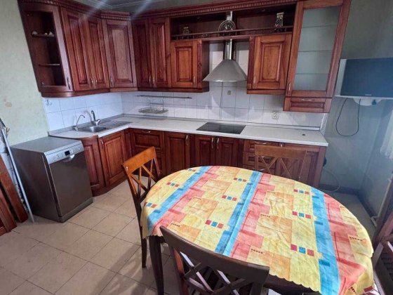 БЕЗ %! ЕКСКЛЮЗИВ! ПРОДАЖ 2-кімнатної квартири на Харківському шосе, 56 Київ