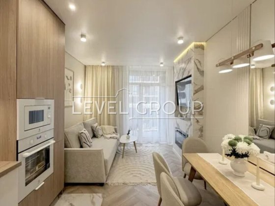 Продаж 1к кв. 49м2 з Дизайнерським ремонтом ЖК Республіка Теремки Київ