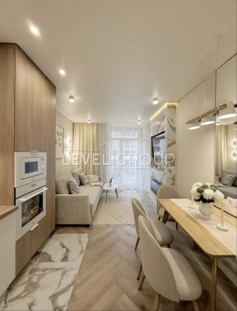 Продаж 1к кв. 49м2 з Дизайнерським ремонтом ЖК Республіка Теремки - фото 1