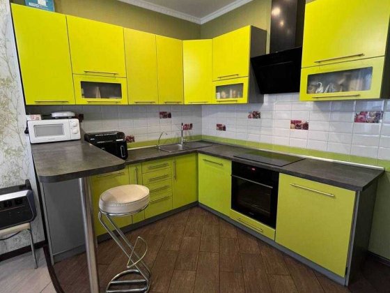 Затишна 1-кімнатна по вул. Василя Симоненка, 5-А Ліко-Град 3 Іподром Киев