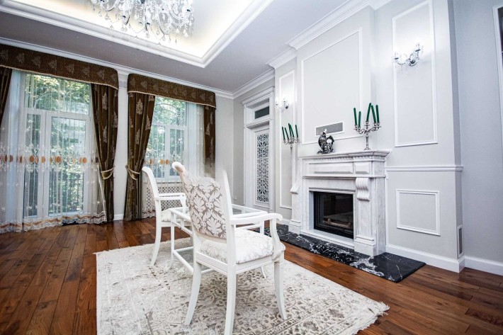 Богомольця 5 Центр Липки Урядовий квартал Єдина в Києві - фото 1