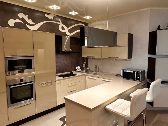 Без % ПЕЧЕРСЬК Коновальця32в 5К=130м Митець Київ