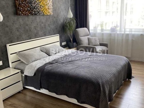 Продаж квартири ЖК "Варшавський Мікрорайон", Європ. Союзу пр.45а, 2к Київ