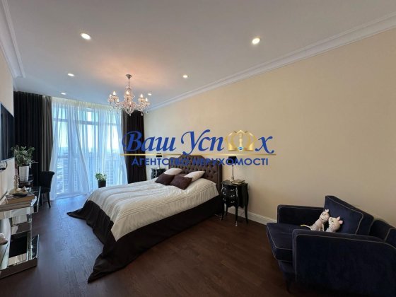 Продажа  4 ком с ремонтом ЖК Новопечерские Липки. Київ