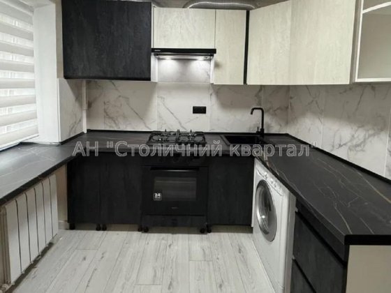 Святошин Житомирська Авіаконструкторська 23 ( колишня Вітрука 23 ) Киев