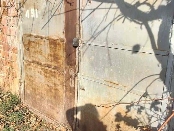 Продаємо гараж вулиця Лохвицька Чернівці