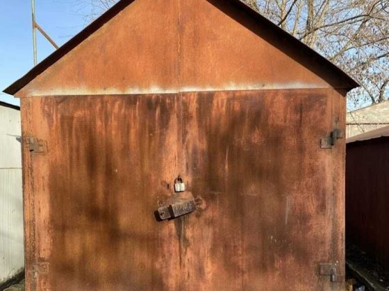 Продам металлический гараж в кооперативе "ЗВЕЗДА" на МАКУЛАНЕ. Кривой Рог
