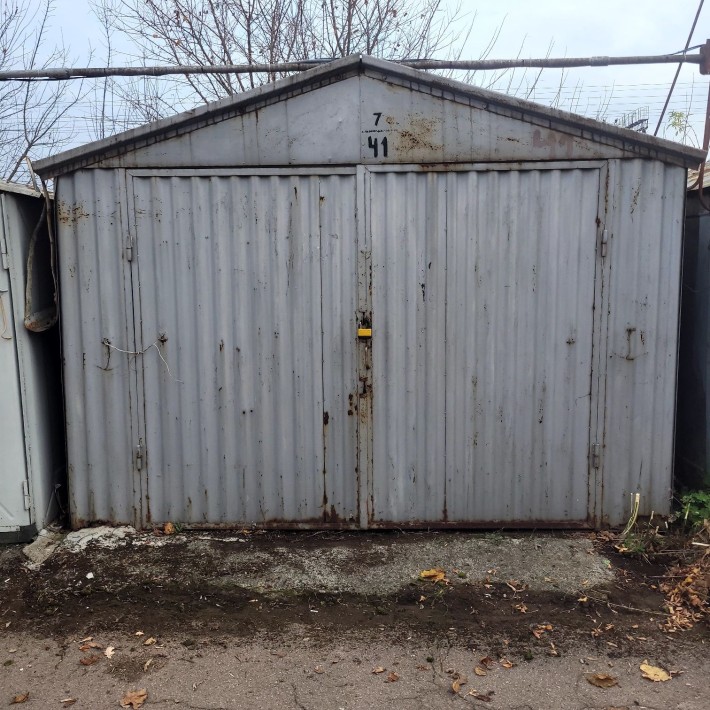 Гараж в а/к Політ - фото 1