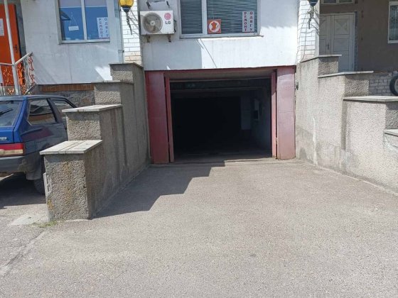 Продам гараж в кооперативі Аврора 2 на митниці Черкаси