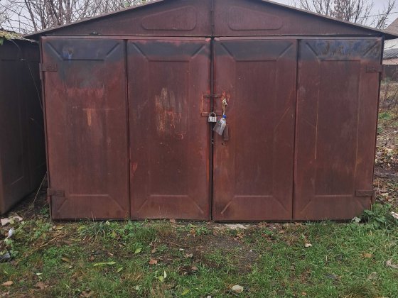 Продам  металевий  гараж  продам волговський гараж в гарному стані Черкаси