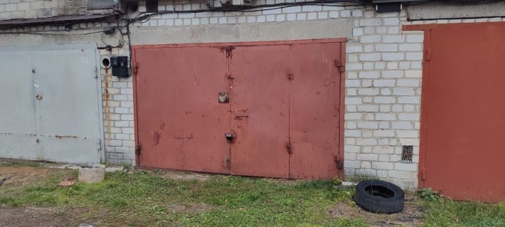 Гараж капітальний АК Комунальник, з ямою і підвалом. - фото 1