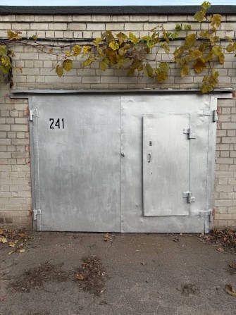 Гараж у автокооперативі “Маяк” (район цукрового заводу) - фото 1