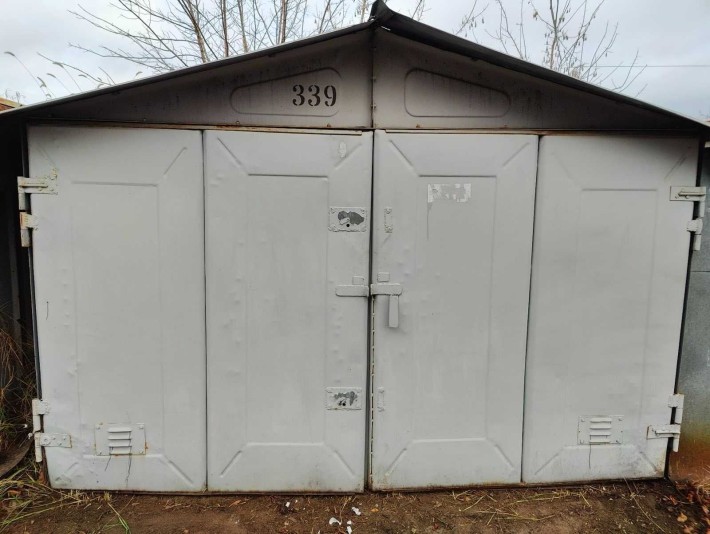 Продаю гараж 20кв.м. Левобережная, напротив ЖК «Галактика». - фото 1