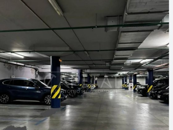 Продам Парковочне мiсце Киев